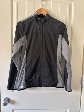 Adidas ClimaProof black and grey Size M lightweight zip golf jacket Spring fit